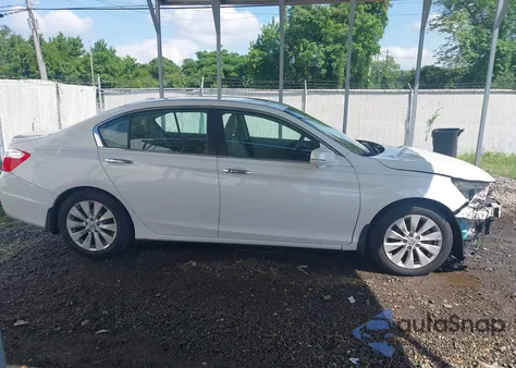 2015 Honda Accord Ex-L z USA, uszkodzony, nr VIN 1HGCR2F83FA066364